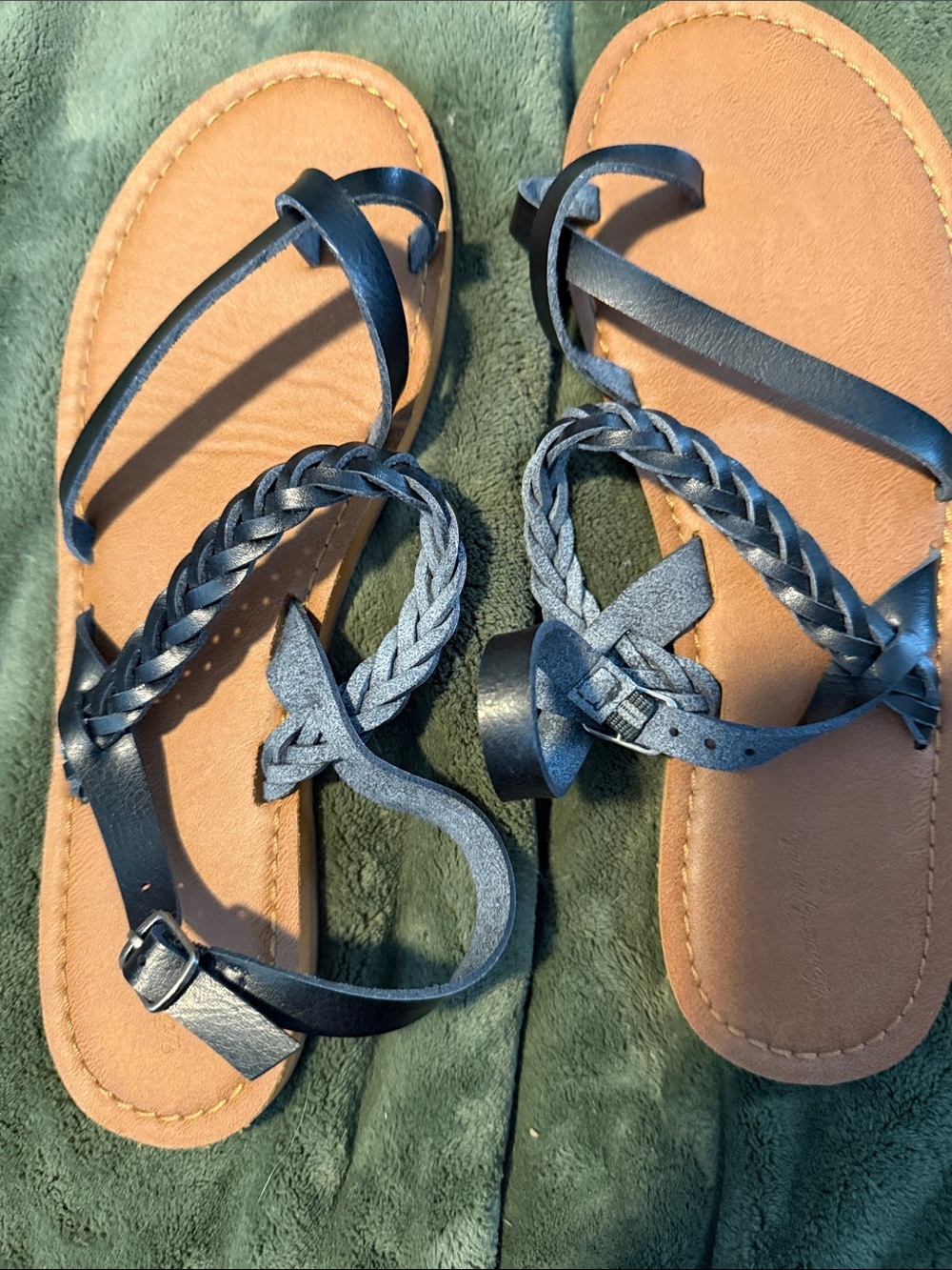 Universal Thread Black Braided Strap Sandals